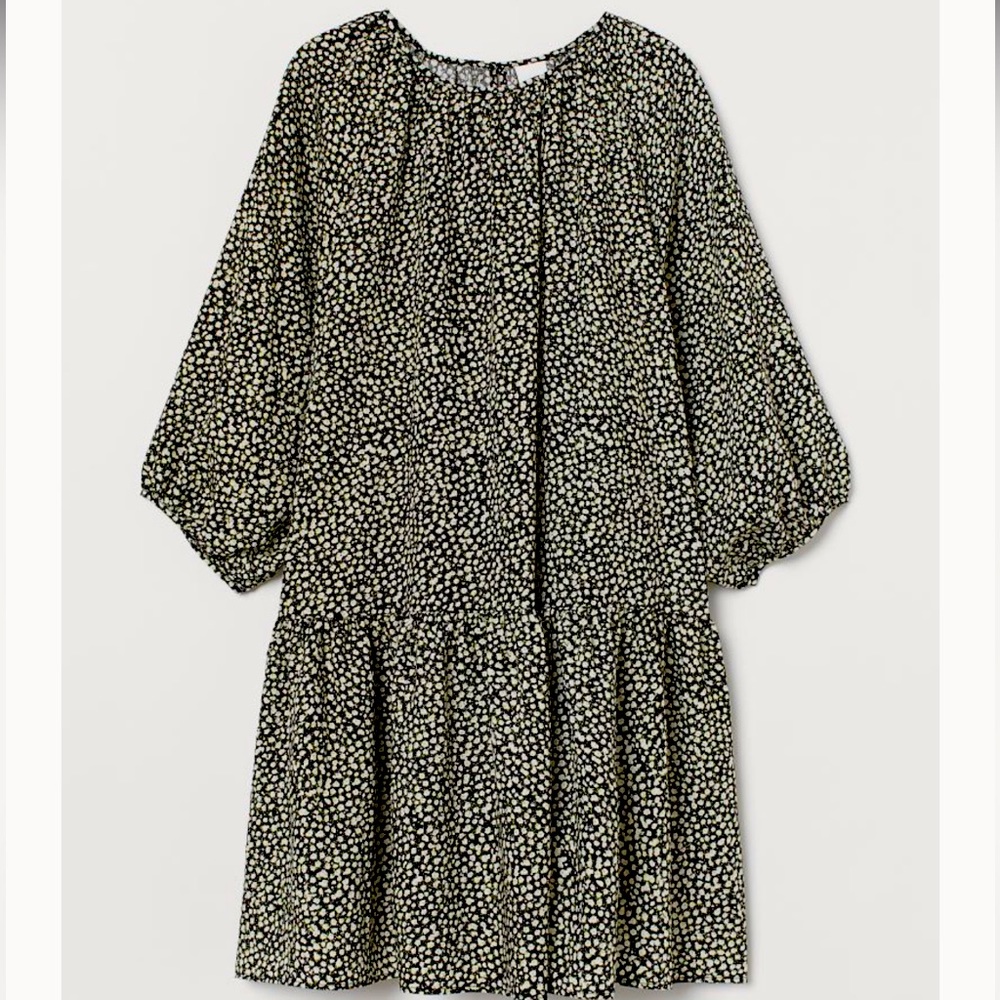 H&M XS Flowy Flower Dress- Balloon-sleeved Dress